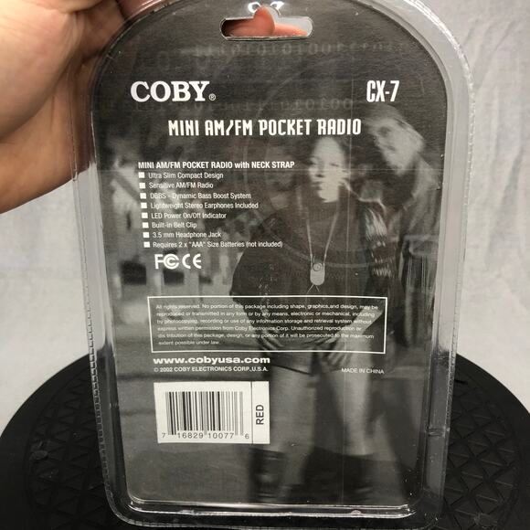 COBY CX-7 Mini AM/FM Pocket Portable Radio W/ Neck Strap Gray Built-in Belt - Picture 3 of 4